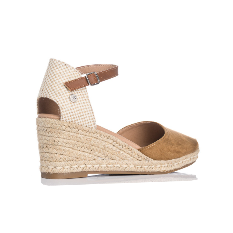 Cuñas Mujer XTI 140746 Taupe